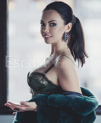 Photo escort girl Alika: the best escort service