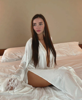 Kamila  - escort review from Turkey